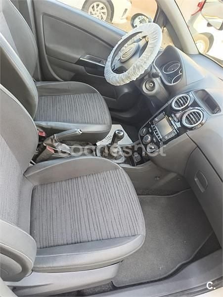 Usado Chevrolet Cruze LT 130 CV (95 kW) 2015 Gris / plata Berlina