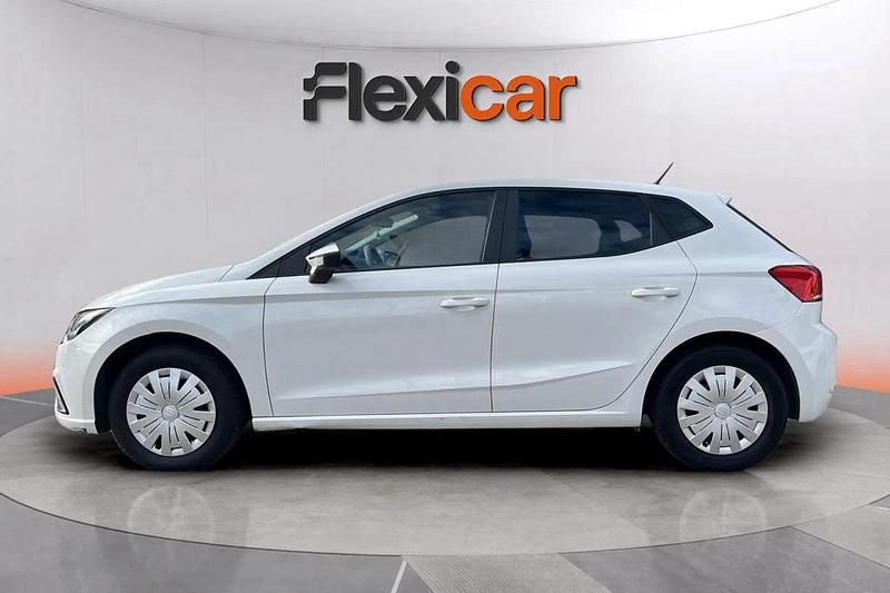 Usado Seat Ibiza Reference 80 CV (58 kW) 2023 Blanco Berlina