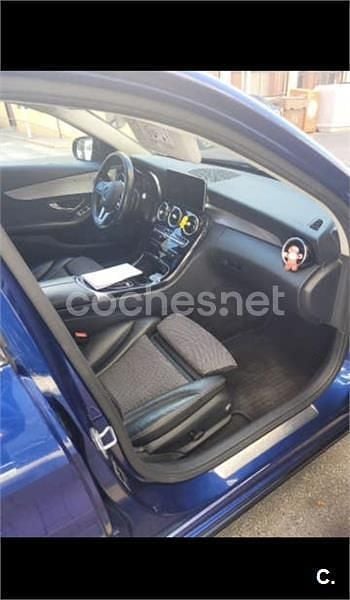 Usado Mercedes C220 170 CV (125 kW) 2018 Azul Familiar