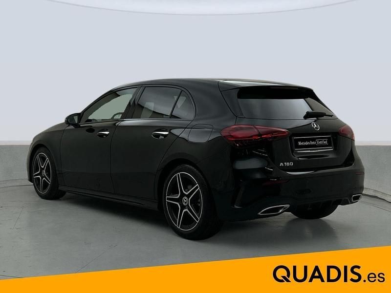 Usado Mercedes A180 136 CV (100 kW) 2025 Negro