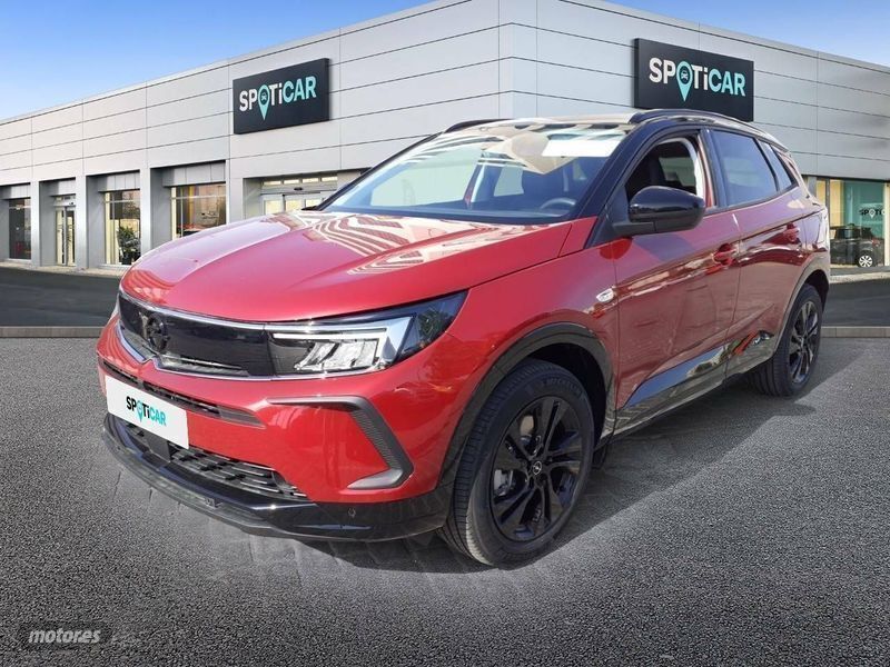 Rojo Usado 2022 Opel Grandland X GS Line SUV | 37.500 € - Imagen 1/4