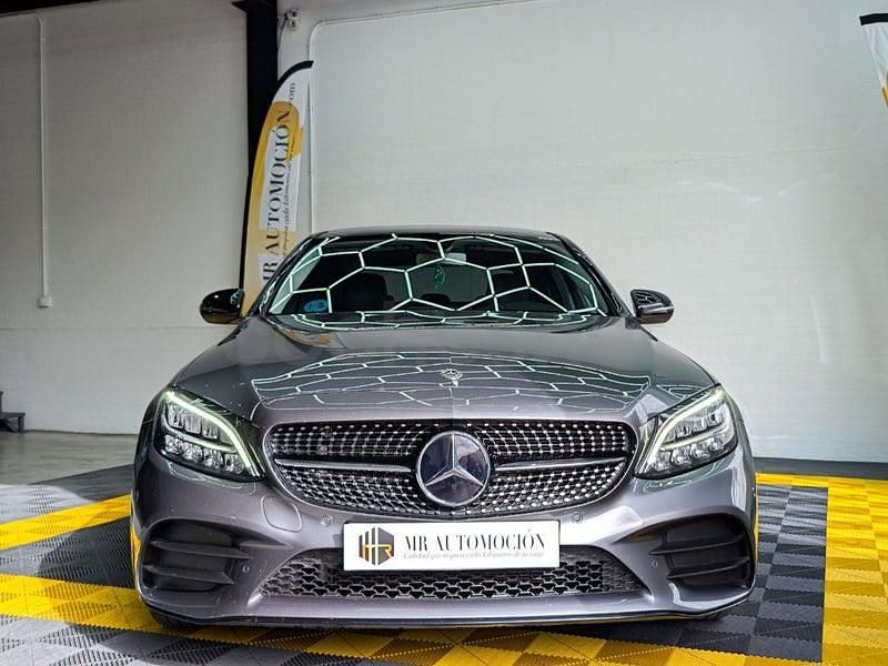 Usado Mercedes C200 160 CV (117 kW) 2020 Gris / plata Berlina