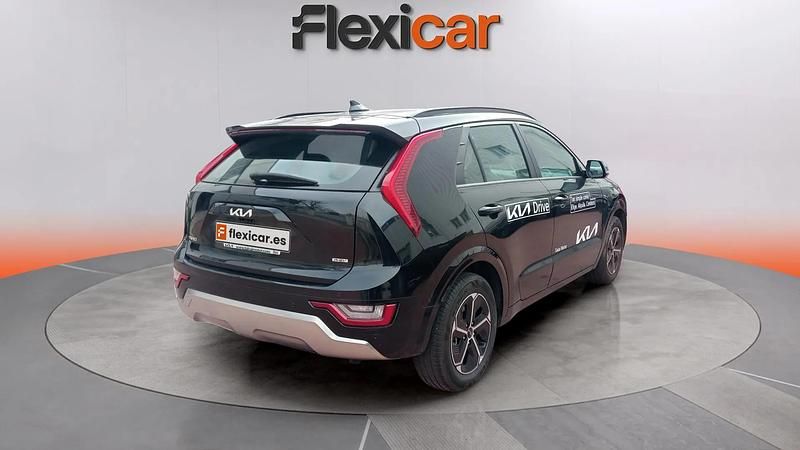 Usado Kia Niro 171 CV (125 kW) 2024 Negro SUV