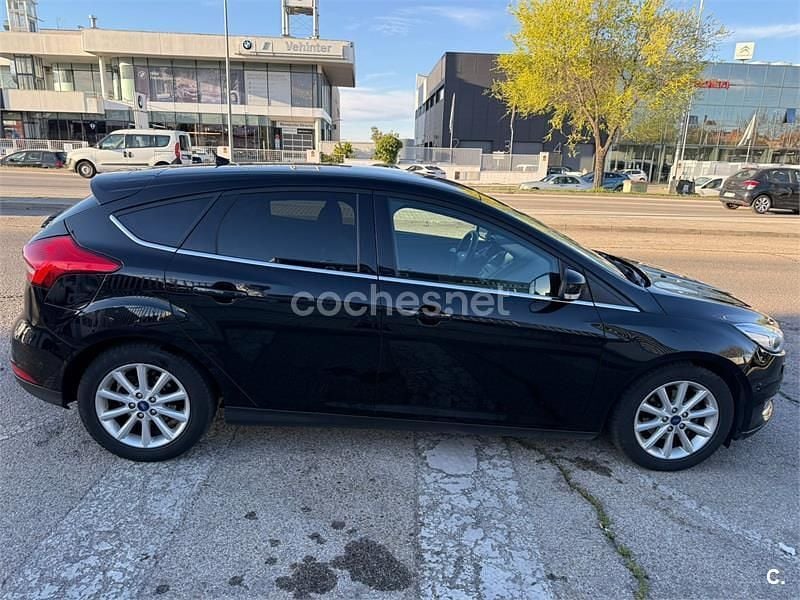 Usado Ford Focus Business Edition 125 CV (91 kW) 2016 Negro Berlina