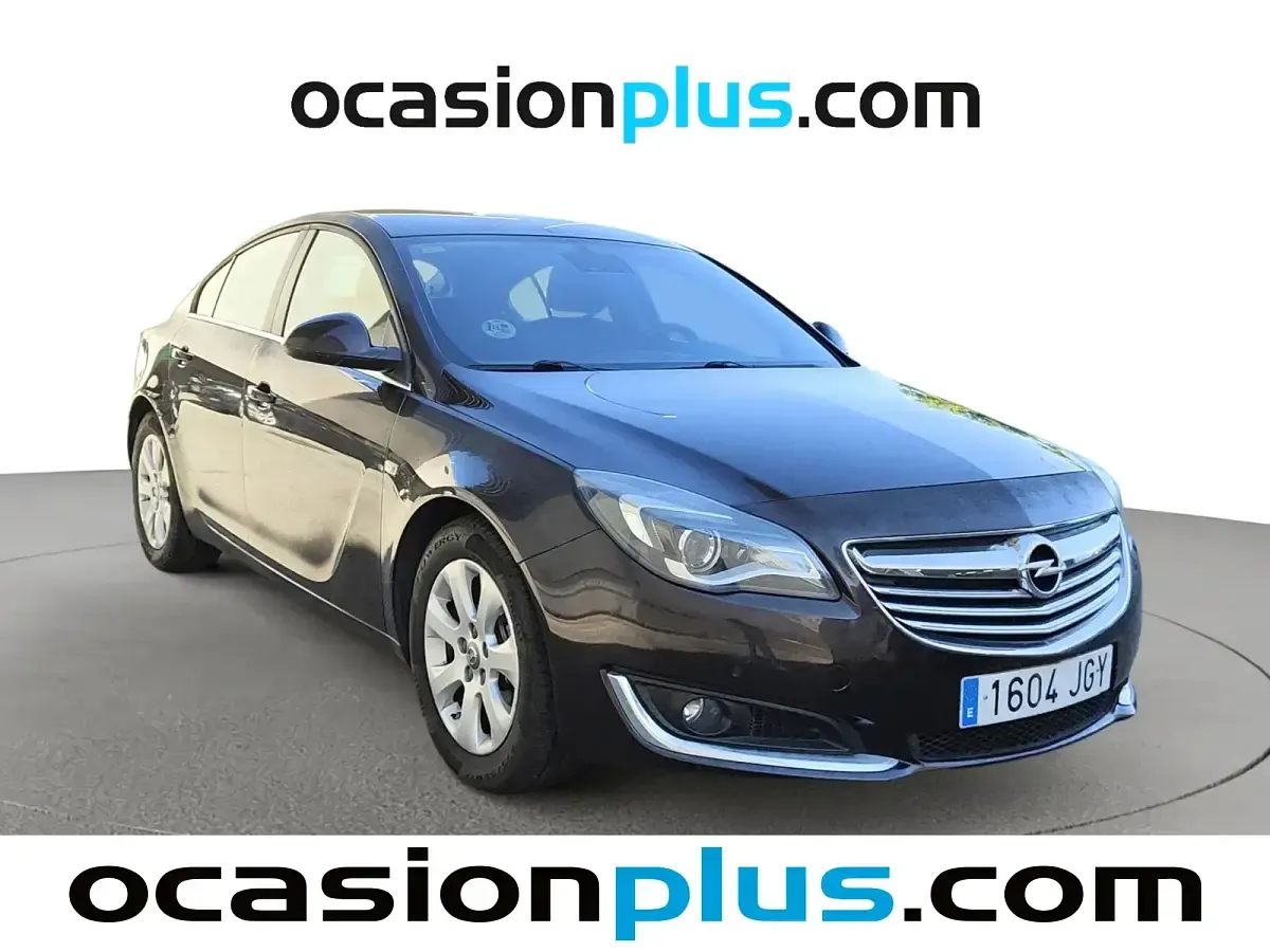 Usado Opel Insignia Selective 140 CV (102 kW) 2015 Marrón Berlina
