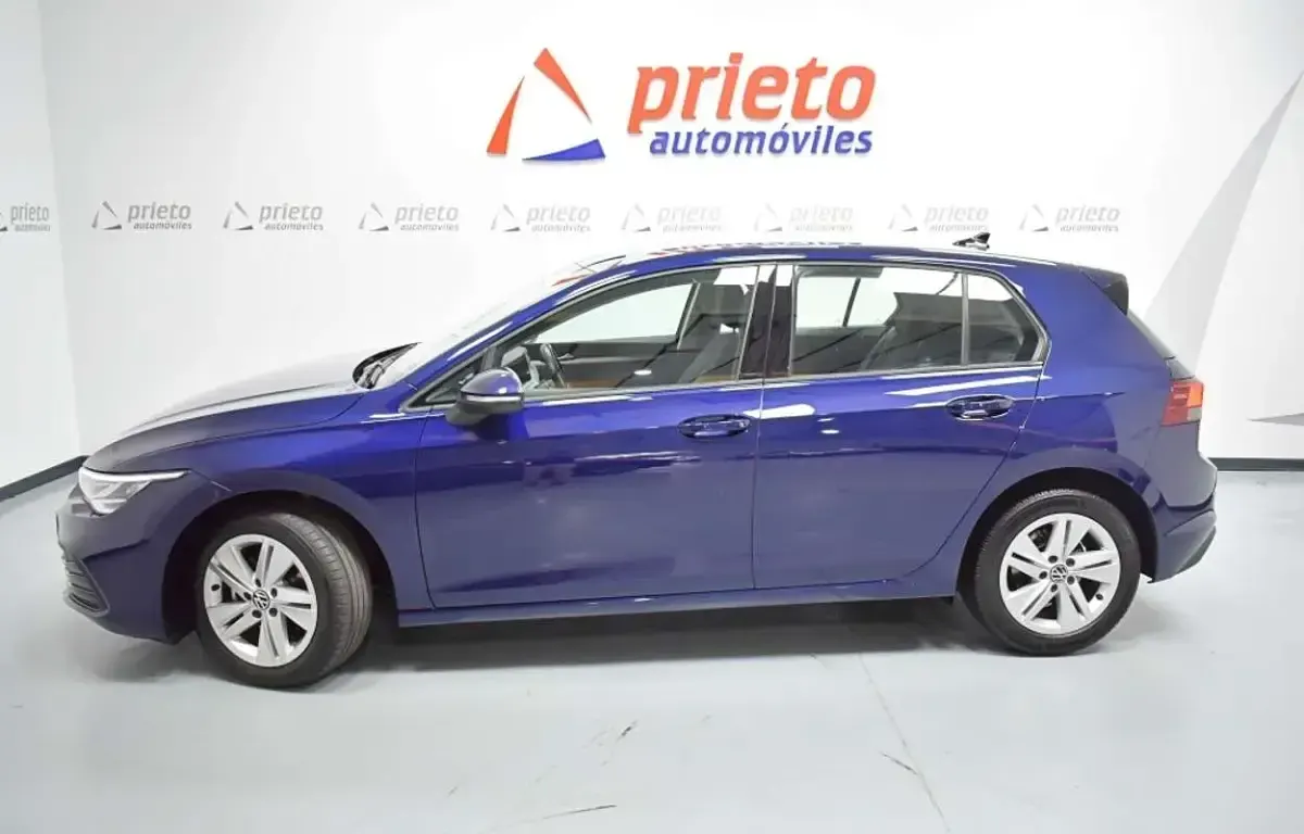 Usado VW Golf VIII 116 CV (85 kW) 2022 Azul Utilitario