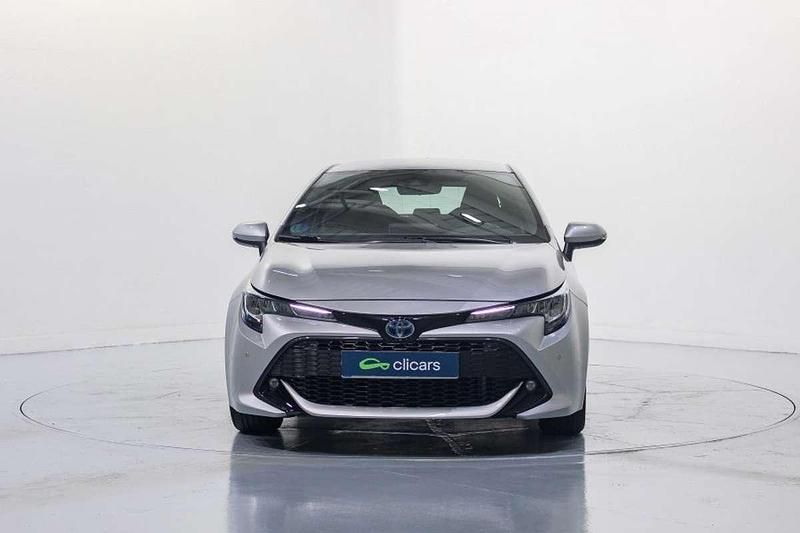 Usado Toyota Corolla Active 98 CV (72 kW) 2022 Plateado Berlina