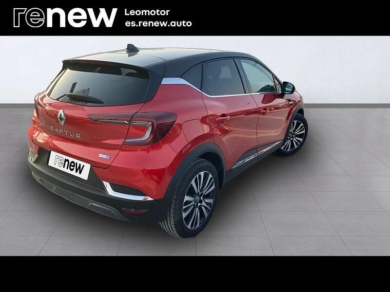 Usado Renault Captur Initiale Paris 160 CV (117 kW) 2021 Rojo SUV