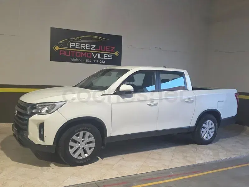 Usado SsangYong Musso 202 CV (148 kW) 2022 Blanco Pickup/Camioneta