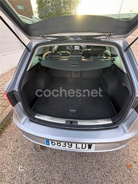 Usado Seat Leon ST XCELLENCE 150 CV (110 kW) 2020 Gris / plata Familiar