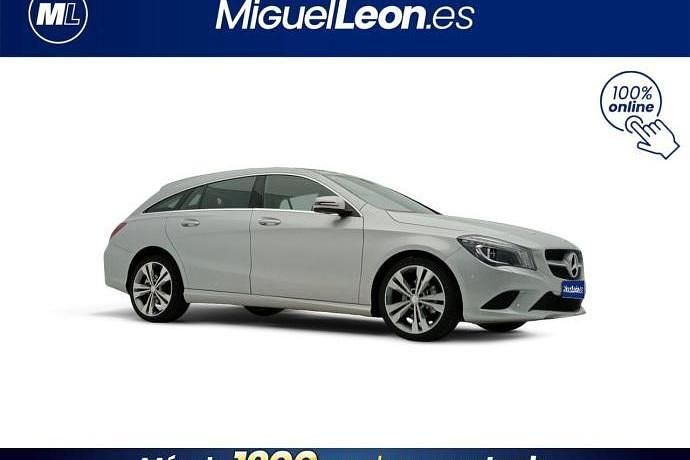 Usado Mercedes CLA200 Shooting Brake 136 CV (100 kW) 2016 Familiar