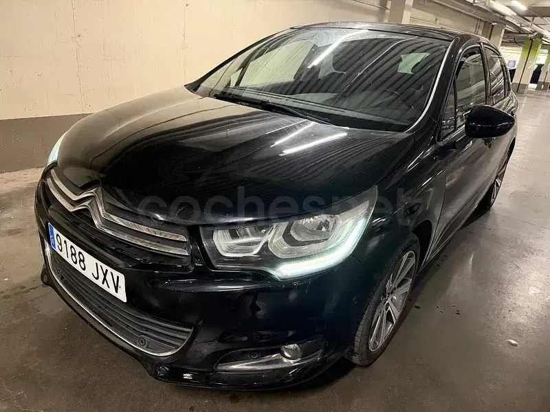 Usado Citroën C4 Live 110 CV (80 kW) 2017 Negro Berlina