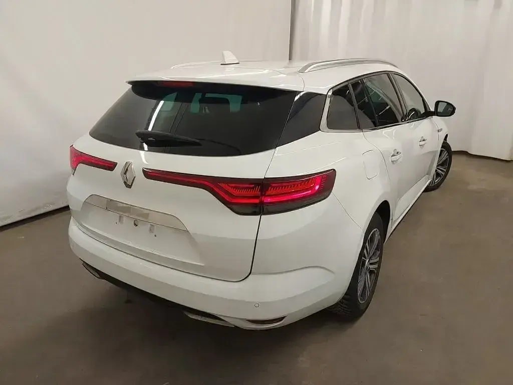 Usado Renault Mégane IV Intens 140 CV (102 kW) 2021 Blanco Utilitario