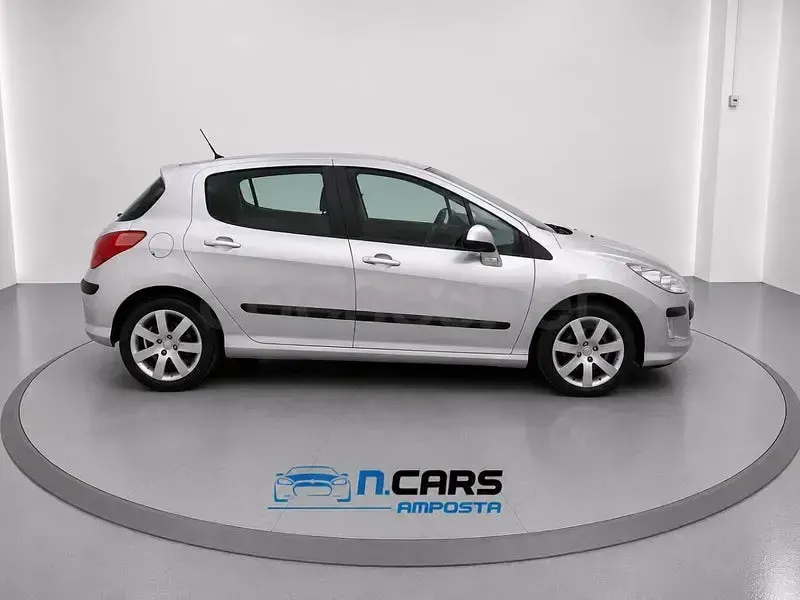 Usado Peugeot 308 Sport 120 CV (88 kW) 2008 Gris / plata Berlina