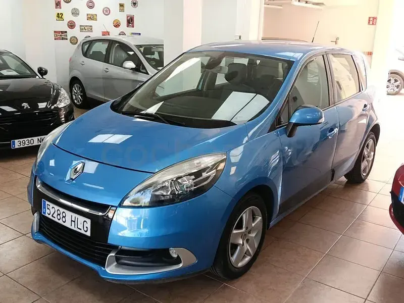 Usado Renault Scénic III Dynamique 110 CV (80 kW) 2012 Azul Monovolumen