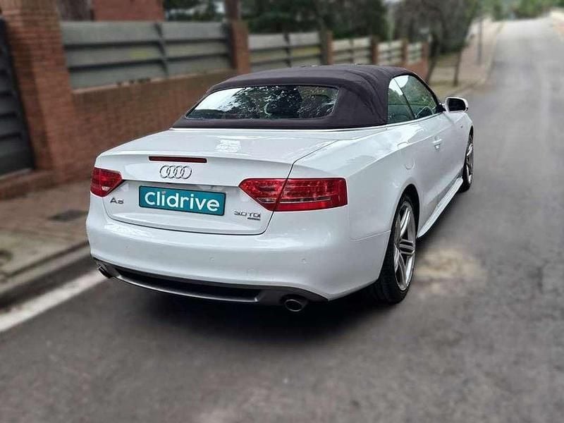 Usado Audi A5 Cabriolet Premium 241 CV (177 kW) 2010 Blanco Descapotable