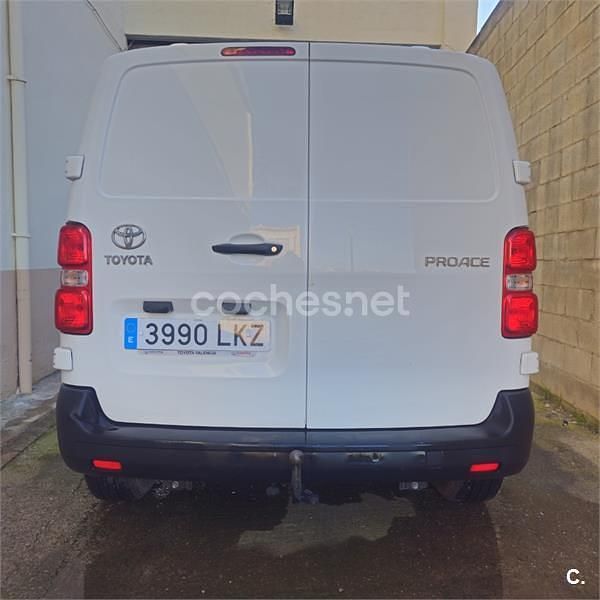 Usado Toyota Proace City City 102 CV (75 kW) 2020 Blanco Monovolumen