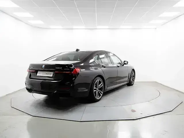 Usado BMW 730 Comfort Edition 286 CV (210 kW) 2022 Negro Berlina