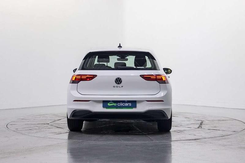 Usado VW Golf VIII 116 CV (85 kW) 2022 Blanco Utilitario
