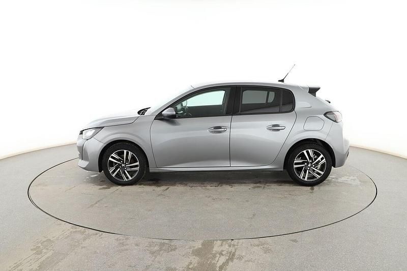 Usado Peugeot 208 Allure 101 CV (74 kW) 2021 Gris Utilitario