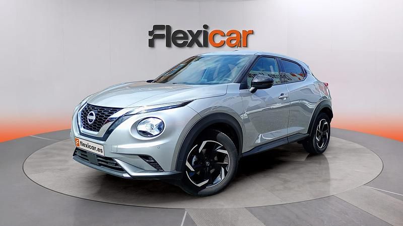 Usado Nissan Juke N-Connecta 114 HP (83 kW) 2024 Cinzento SUV