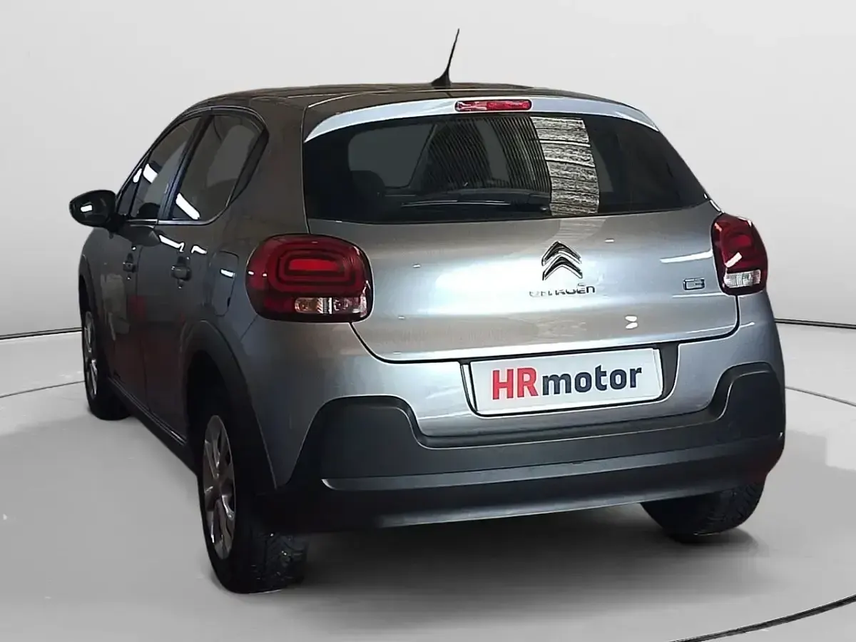 Usado Citroën C3 Feel 110 CV (80 kW) 2020 Gris Utilitario
