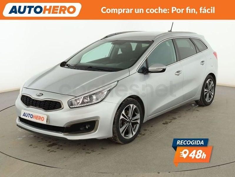 Usado Kia Ceed Sportswagon 136 CV (100 kW) 2016 Gris / plata Familiar