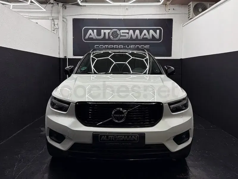 Usado Volvo XC40 R-Design 247 CV (181 kW) 2017 Blanco SUV