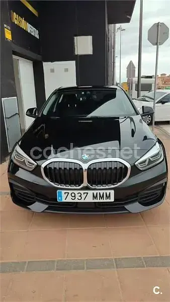 Usado BMW 116 116 CV (85 kW) 2020 Negro Utilitario