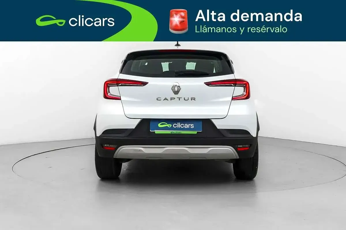 Usado Renault Captur Intens 101 CV (74 kW) 2022 Blanco SUV