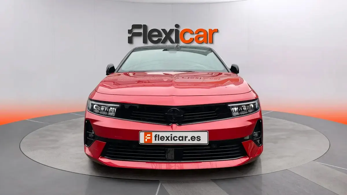 Usado Opel Astra GS Line 181 CV (133 kW) 2022 Rojo Utilitario