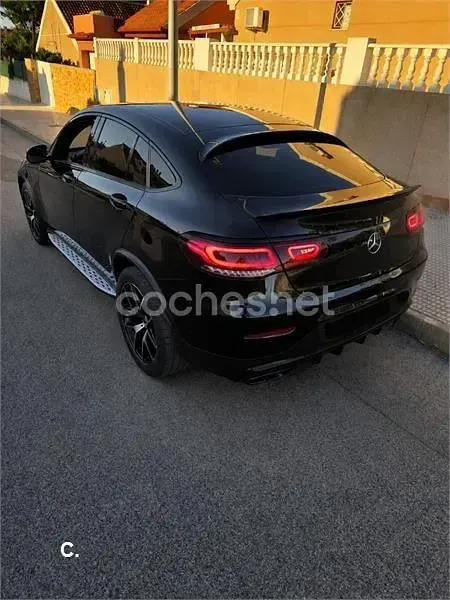 Usado Mercedes GLC220 194 CV (142 kW) 2021 Negro Coupe