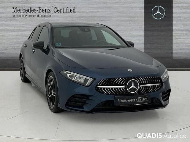 Usado Mercedes A200 AMG line 163 CV (119 kW) 2022 Azul denim