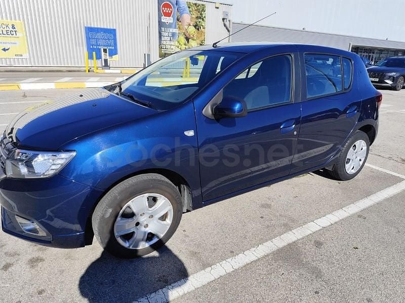 Usado Dacia Sandero Comfort 90 CV (66 kW) 2018 Azul Berlina