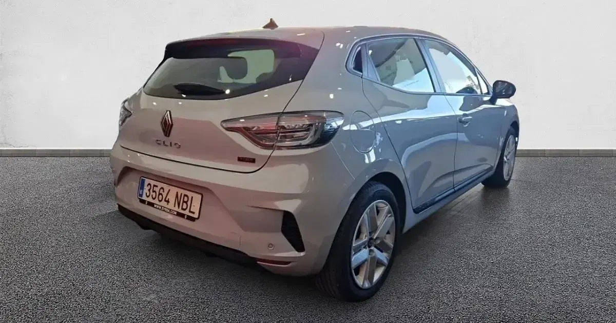 Usado Renault Clio Evolution 143 CV (105 kW) 2025 Utilitario