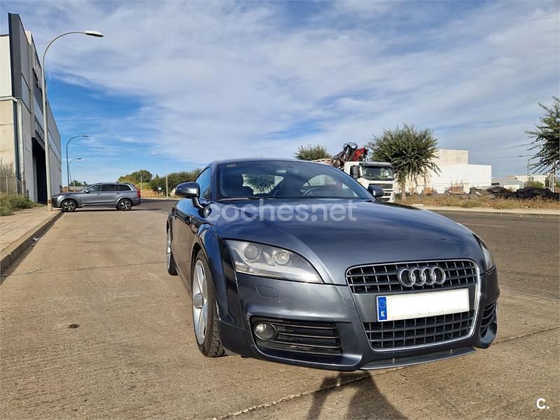 Usado Audi TT S-Line 200 CV (147 kW) 2008 Gris / plata Coupe