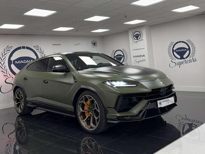 Verde Usado 2024 Lamborghini Urus SUV | 275.000 € - Imagen 1/4