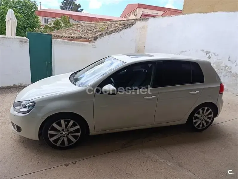 Usado VW Golf VII Sport 140 CV (102 kW) 2012 Blanco Berlina