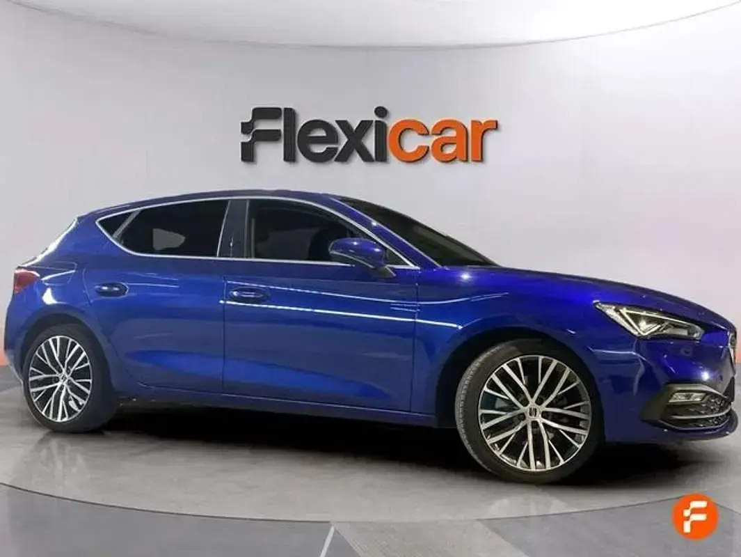 Usado Seat Leon ST XCELLENCE 150 CV (110 kW) 2020 Azul Familiar
