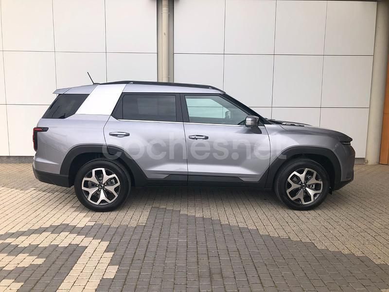 Usado Ssangyong (KGM) Torres 163 CV (119 kW) 2023 Gris / plata SUV