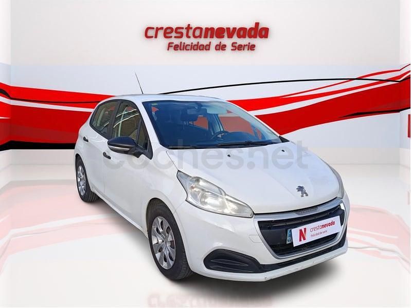 Usado Peugeot 208 Access 75 CV (55 kW) 2018 Blanco Utilitario