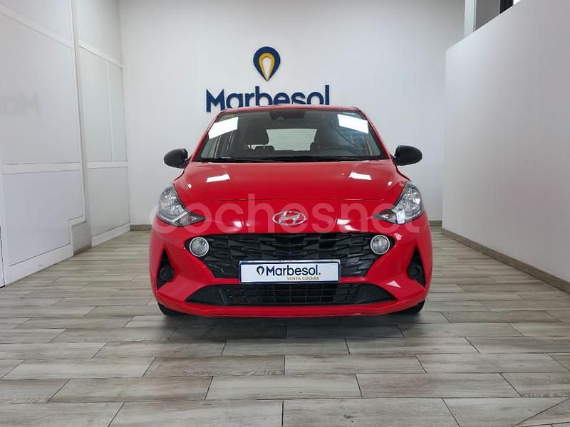 Usado Hyundai i10 66 CV (48 kW) 2020 Rojo Utilitario