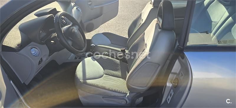 Usado Citroën C3 Pluriel 75 CV (55 kW) 2004 Gris / plata Descapotable