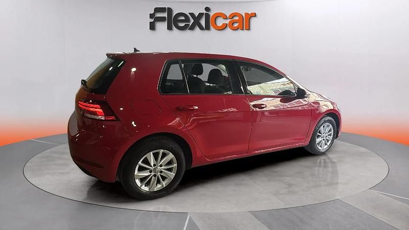 Usado VW Golf VII Advance 115 CV (84 kW) 2020 Rojo Berlina