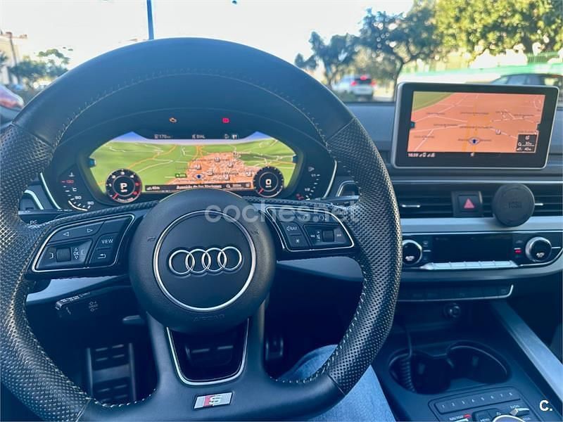 Usado Audi A4 S-Line 190 CV (139 kW) 2019 Gris / plata Familiar