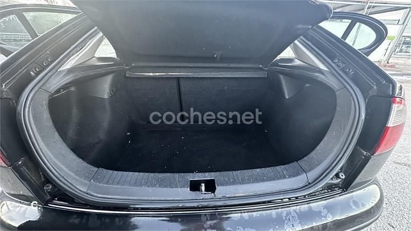 Usado Seat Leon Sport 150 CV (110 kW) 2002 Negro Utilitario