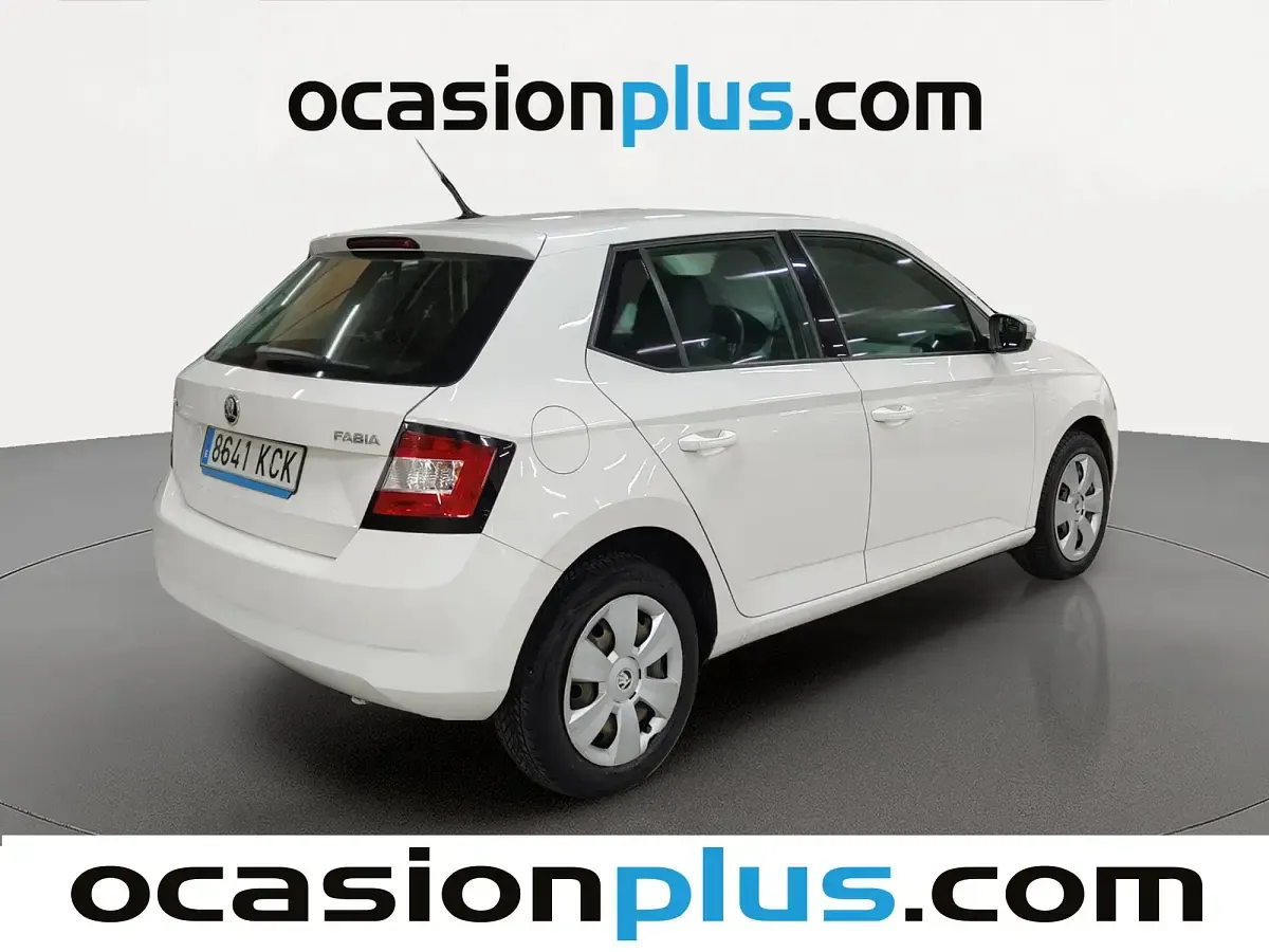 Usado Skoda Fabia Ambition 90 CV (66 kW) 2017 Blanco Utilitario