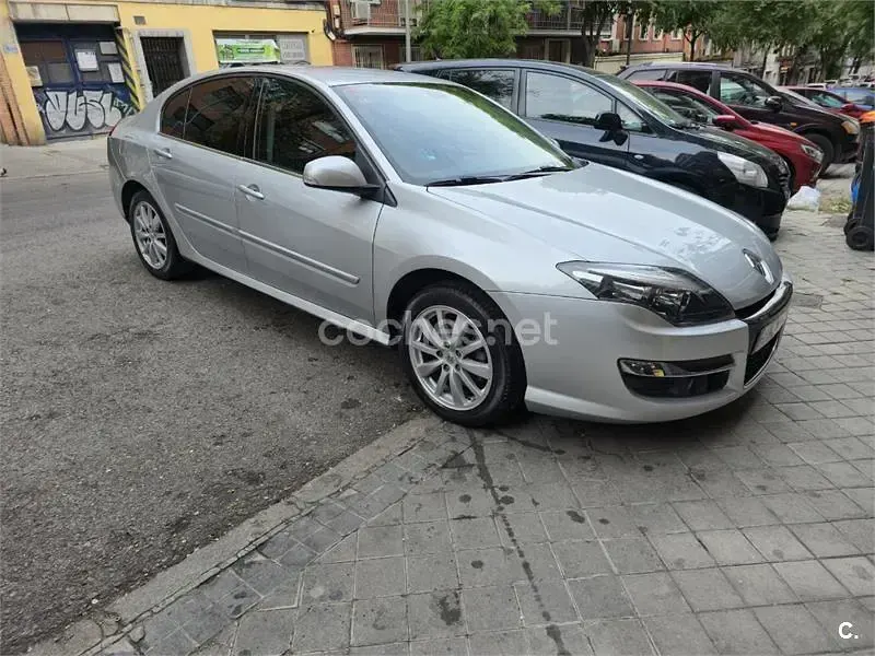 Usado Renault Laguna III Dynamique 140 CV (102 kW) 2012 Etiqueta c (verde) Berlina