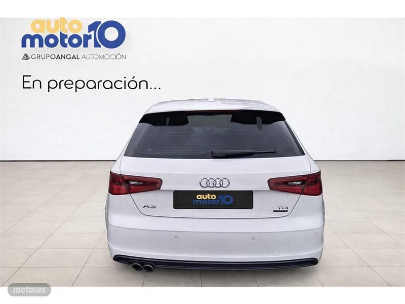 Usado Audi A3 S-Line 184 CV (135 kW) 2016 Blanco Berlina