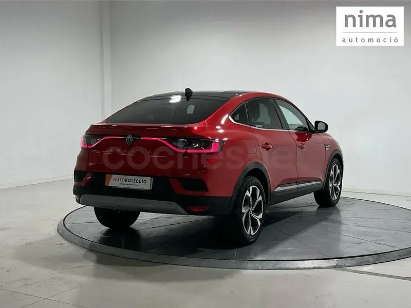 Usado Renault Arkana Techno 140 CV (102 kW) 2024 Rojo SUV